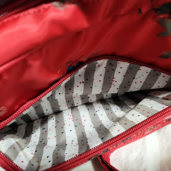 ❗SOLD❗ Lug Carousel XL Crossbody in Bouquet Red - Picture 8 of 8